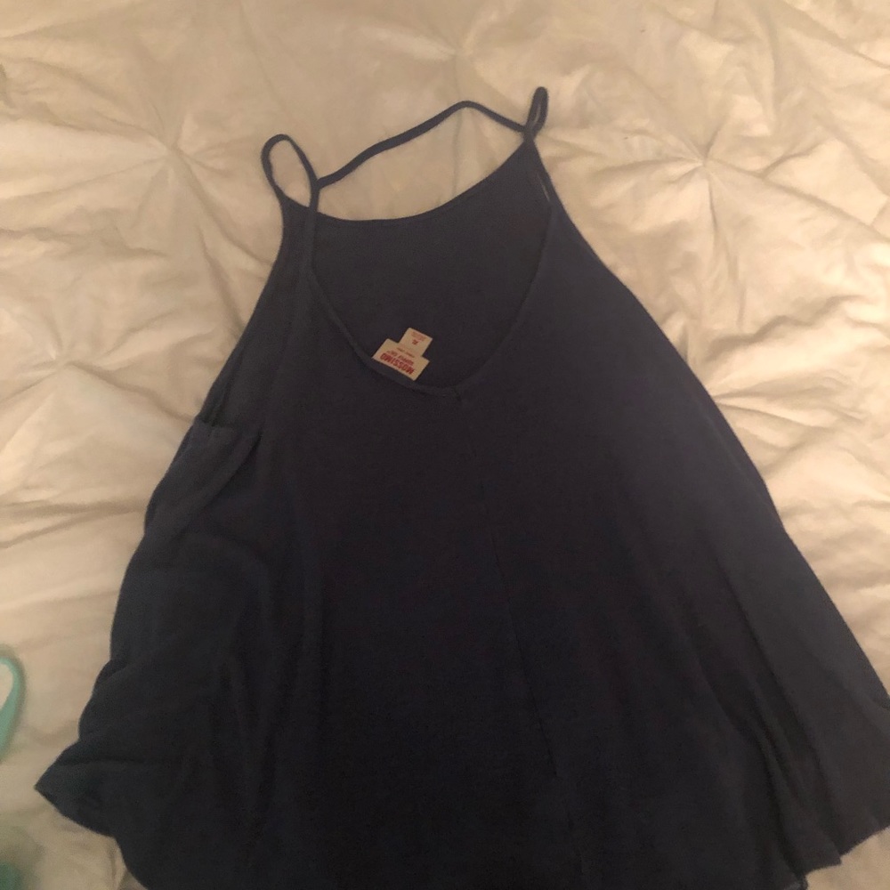 Target Crop Tank - Picture 3 of 3
